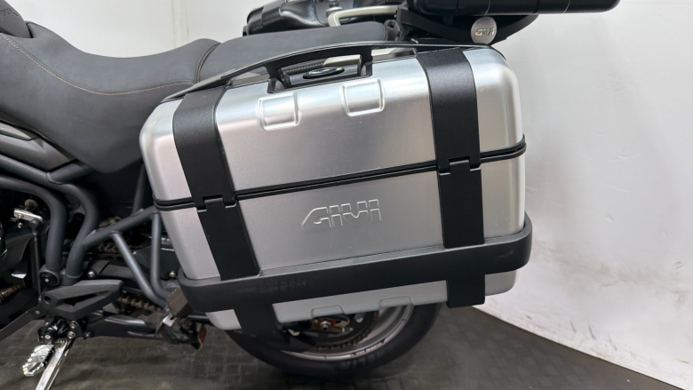 Triumph Tiger 800 (12MY)
